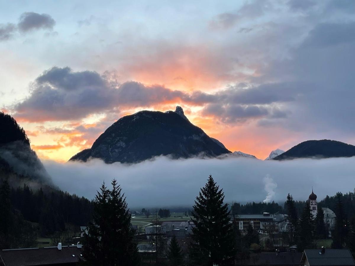 Adlerhof Lägenhet Leutasch Exteriör bild